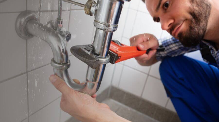 Expert burst pipe repair services in Cairo, IL
